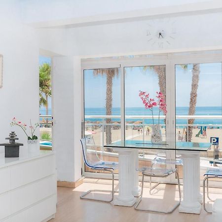 Apartamento Lujo Frente Al Mar Centro De Малага Екстериор снимка