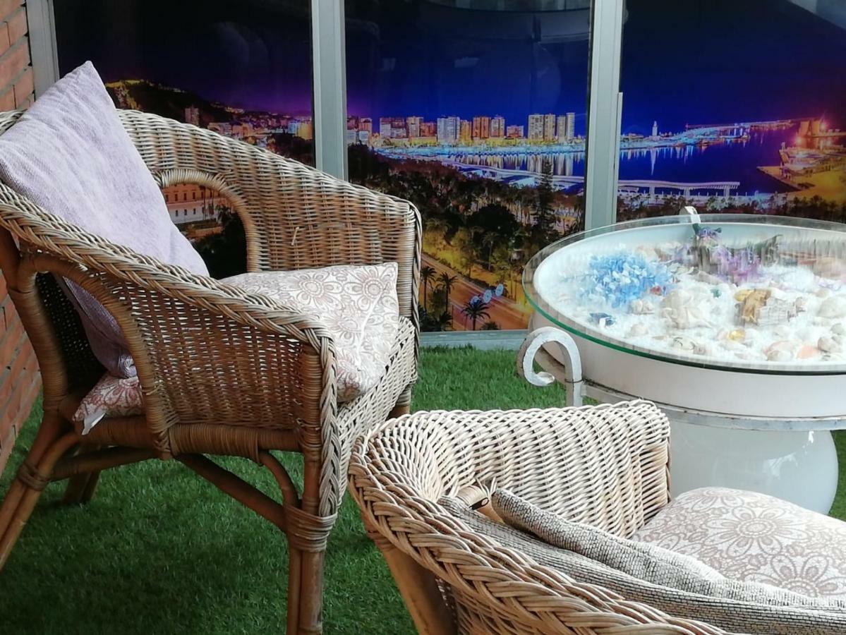 Apartamento Lujo Frente Al Mar Centro De Малага Екстериор снимка